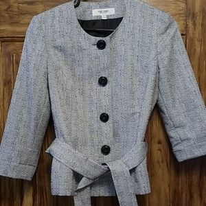 Black white jacket blazer tie front Jones studio